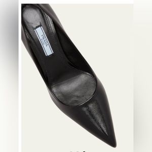 Prada NWT new with Prada Box and Dust bags never worn size 37.5 IT Nero Heels